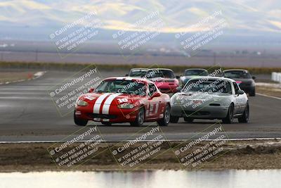 media/Nov-16-2025-CalClub SCCA (Sun) [[2975c16dfc]]/Group 4/Turn 1/